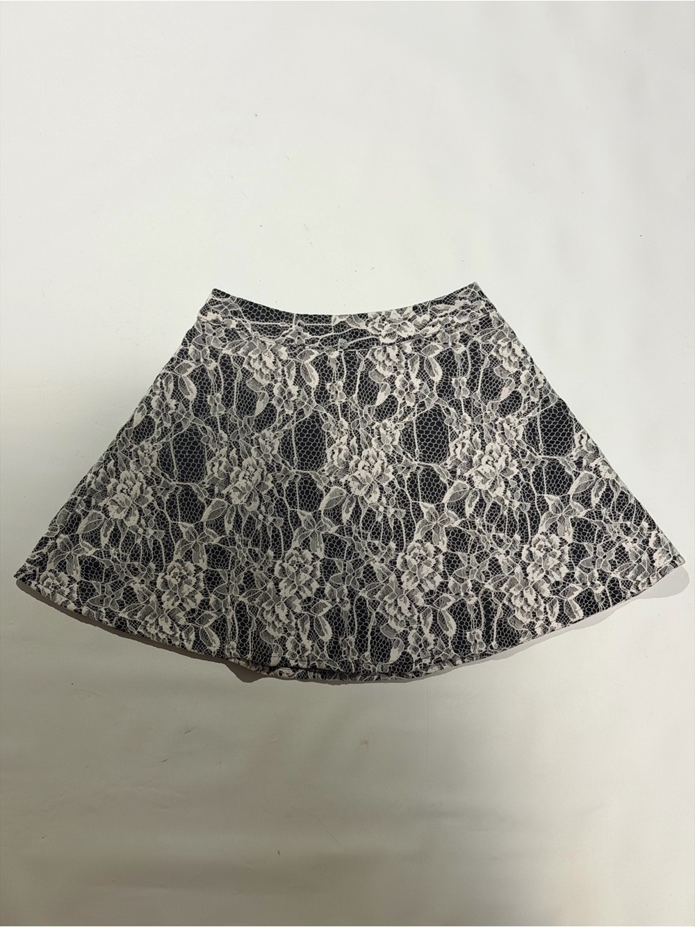 Iz Byer Black & White Lace Overlay Flared Skirt